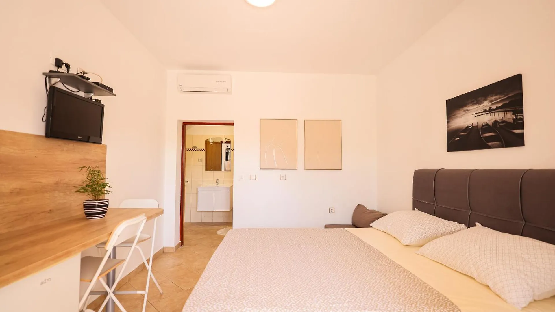 Apartments Marina 佩特坎内 0*,  克罗地亚
