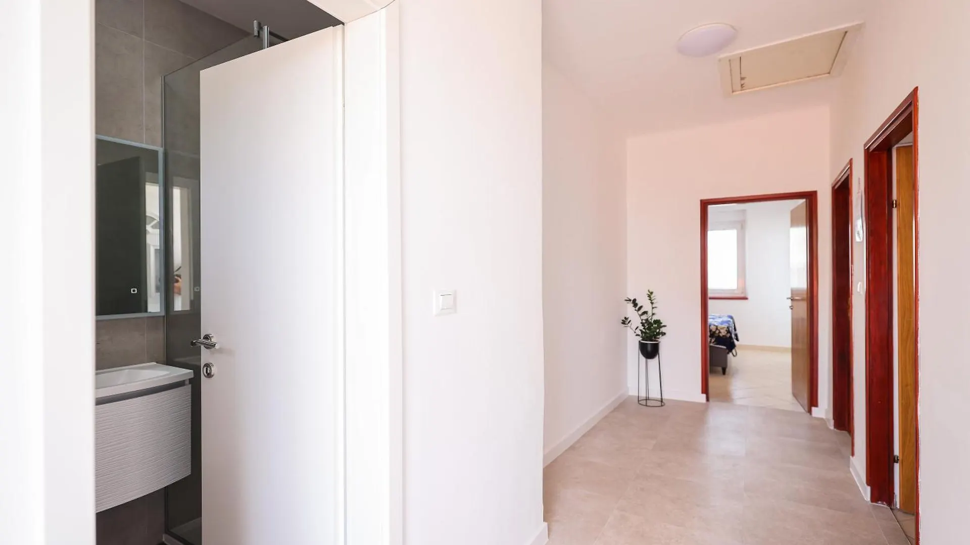 Apartments Marina 佩特坎内